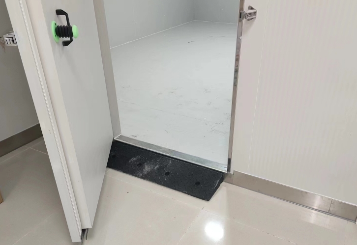 冷庫(kù)打壓方法全解析：從基礎(chǔ)準(zhǔn)備到細(xì)節(jié)把控的實(shí)用指南